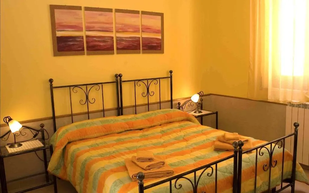 Bed & Breakfast Bed and Breakfast I Colori Del Sole Fiumefreddo di Sicilia
