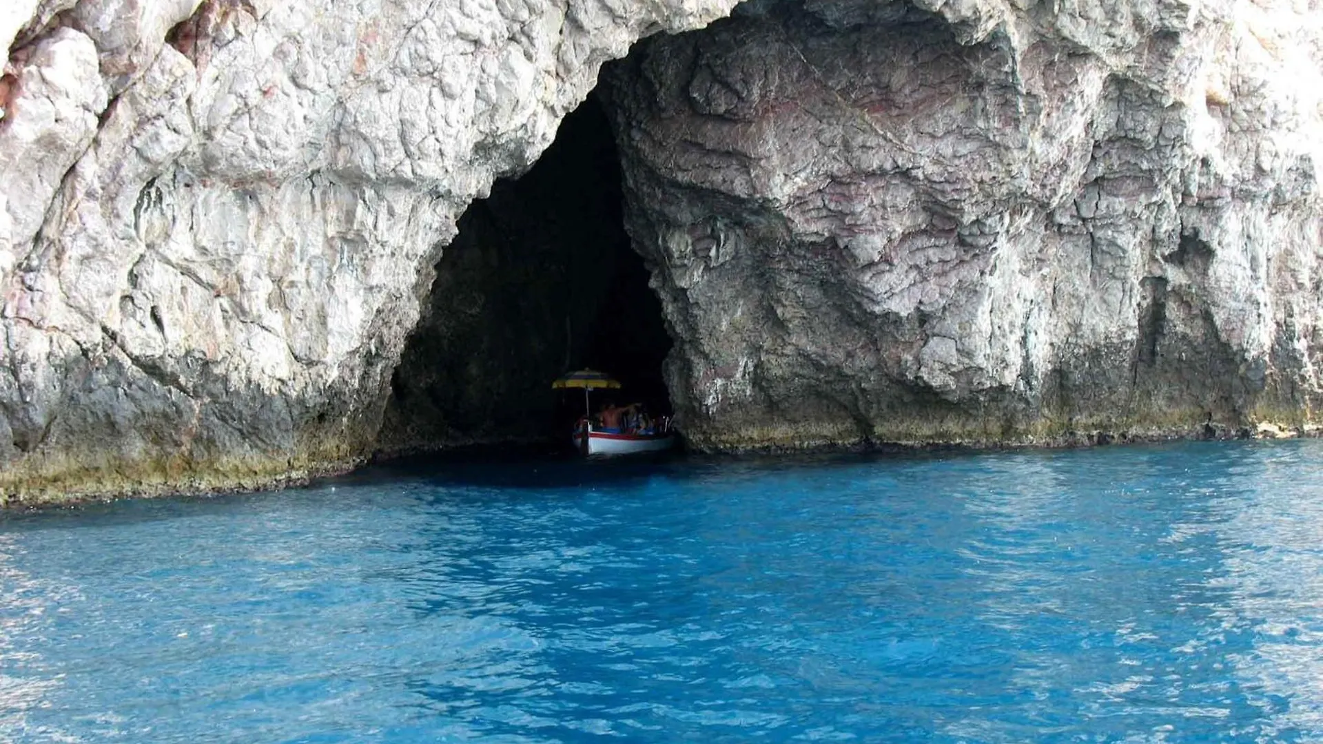 I Colori Del Sole Bed & Breakfast Fiumefreddo di Sicilia 2*,  Italy